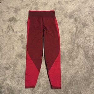 PINK Victoria’s Secret Seamless Red Colorblock Workout Leggings SIZE M